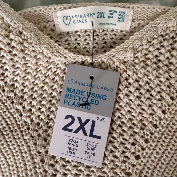 NEW Crochet Bralette Crop Top - Picture 4 of 4